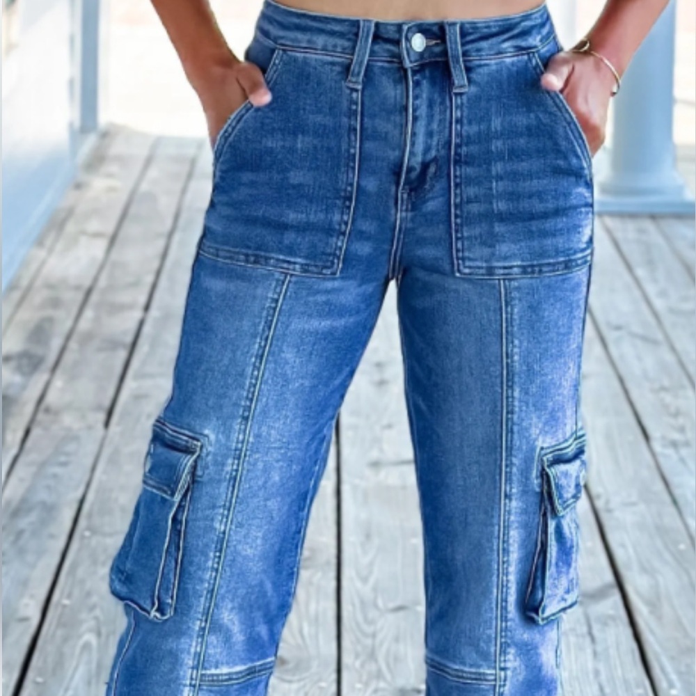 Judy Blue Wide Leg baggy jeans with pockets